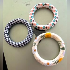 3 Silicone rings for your beadable crafts.